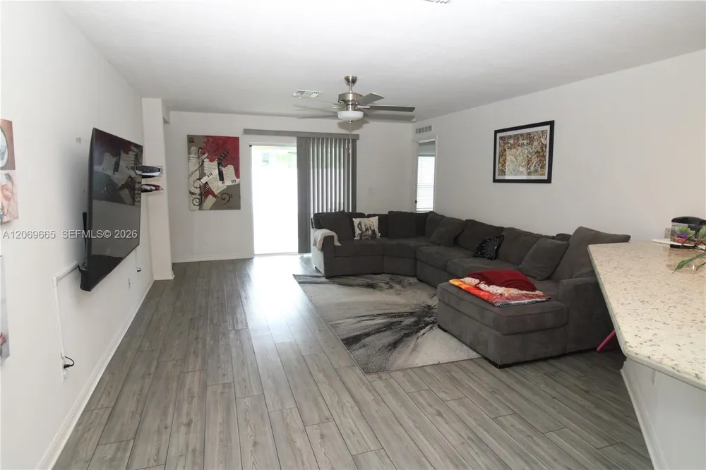 5424 Fantasy Dr Fort Pierce, FL 34947
