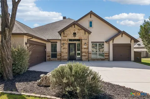 975 Wilderness Oaks