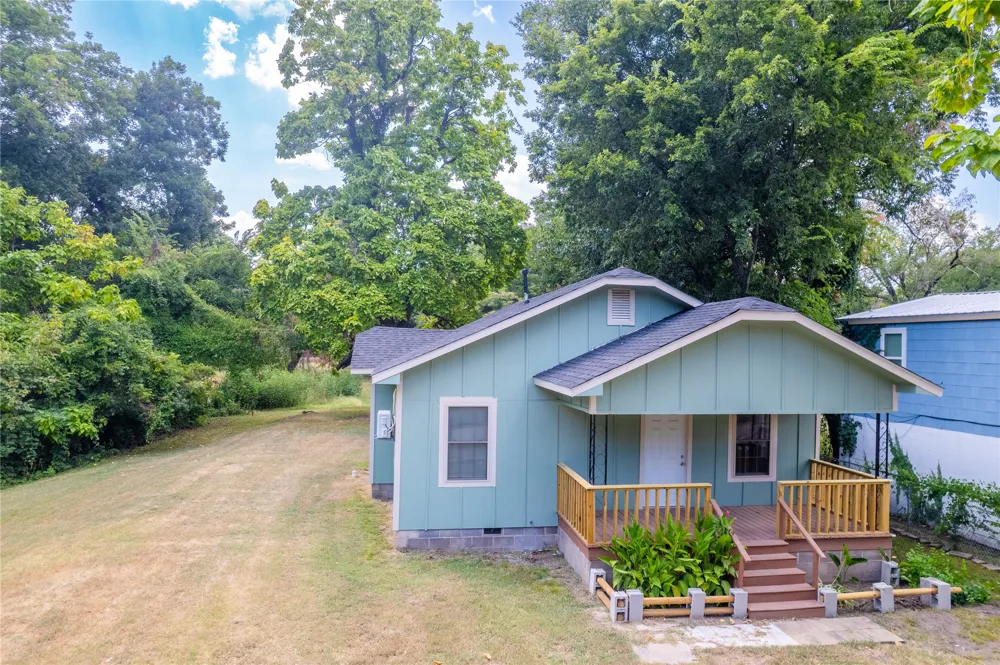 325 Cherry Ada, OK 74820