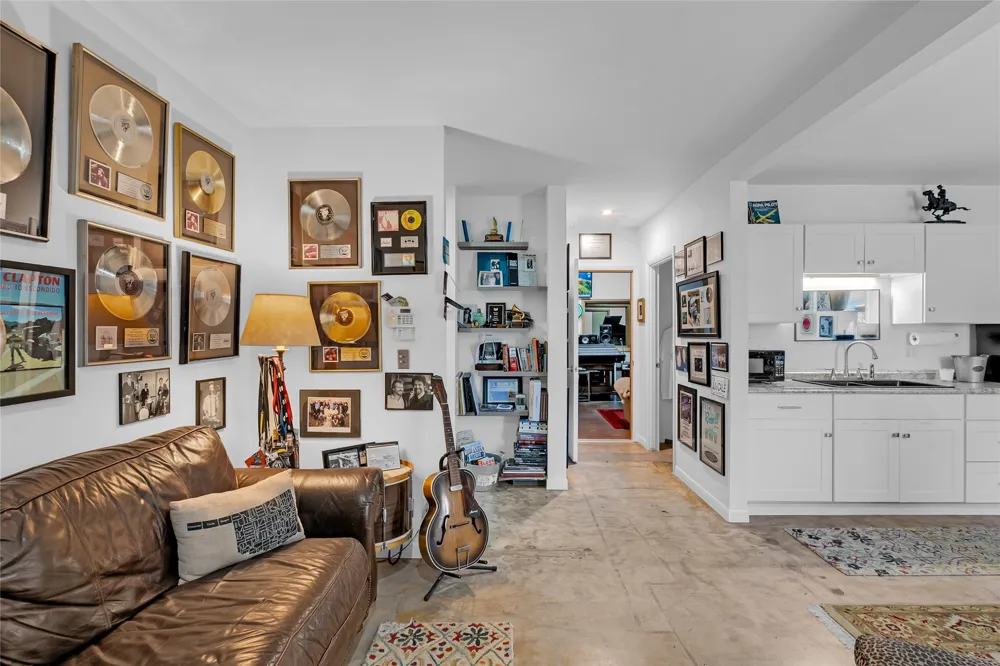 1431 E 3rd Street Tulsa, OK 74120