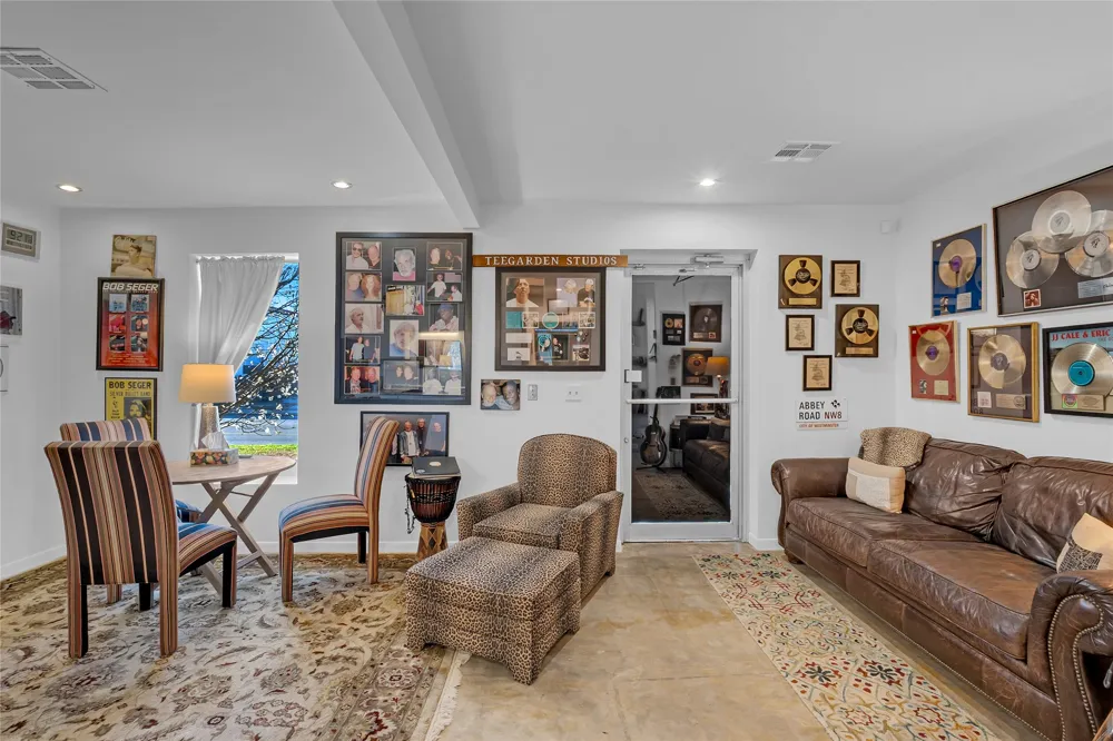 1431 E 3rd Street Tulsa, OK 74120
