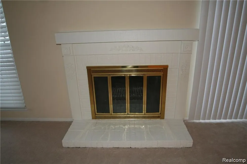 20871 E Glen Haven Circle Novi City, MI 48167