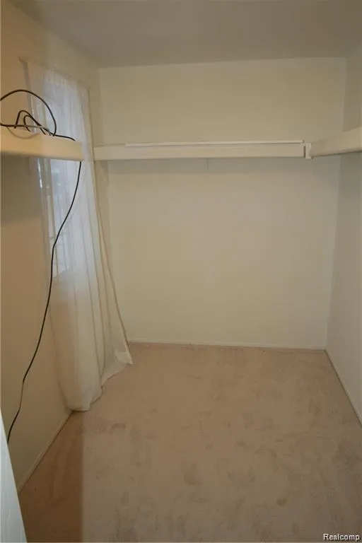 20871 E Glen Haven Circle Novi City, MI 48167