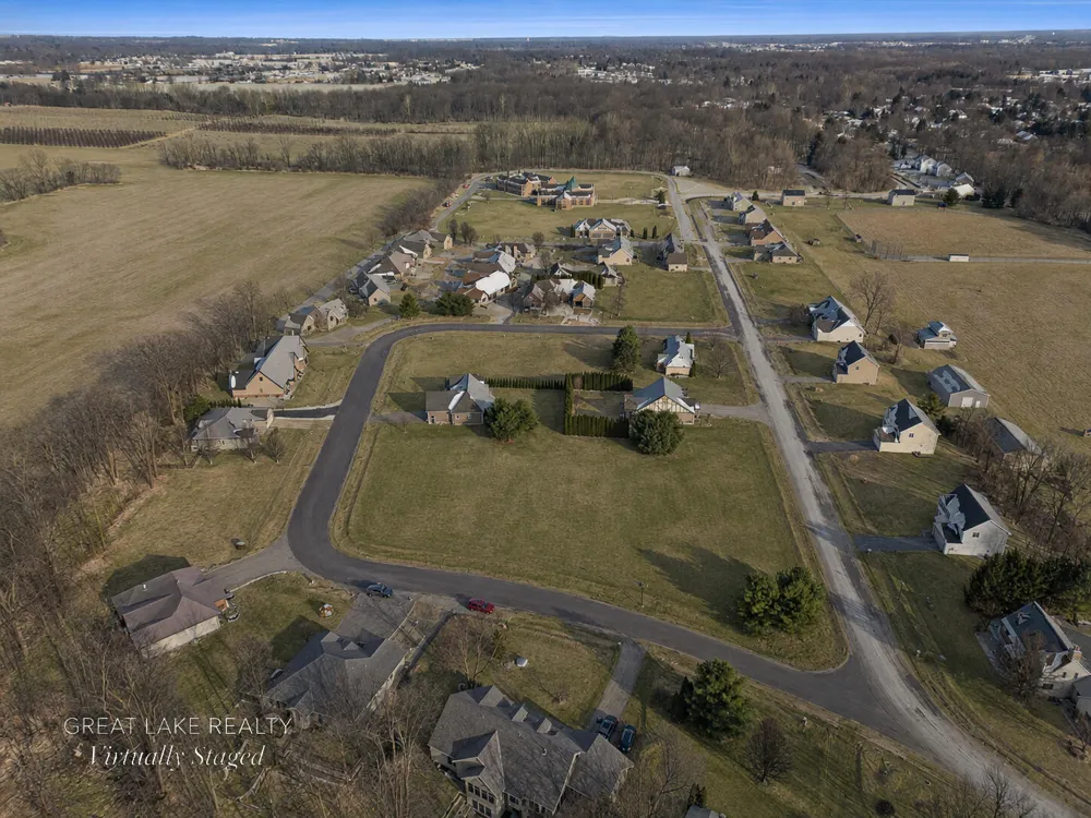 561 Wittenberg Path St. Joseph, MI 49085