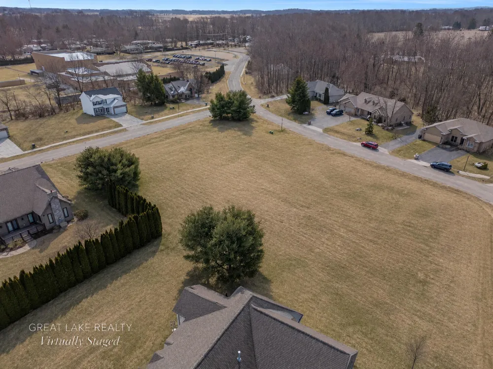 561 Wittenberg Path St. Joseph, MI 49085