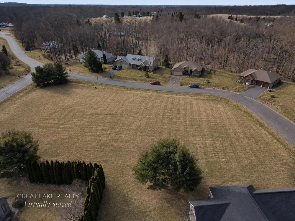 561 Wittenberg Path St. Joseph, MI 49085