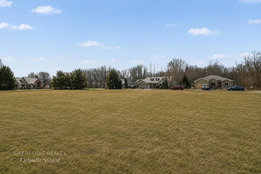 561 Wittenberg Path St. Joseph, MI 49085