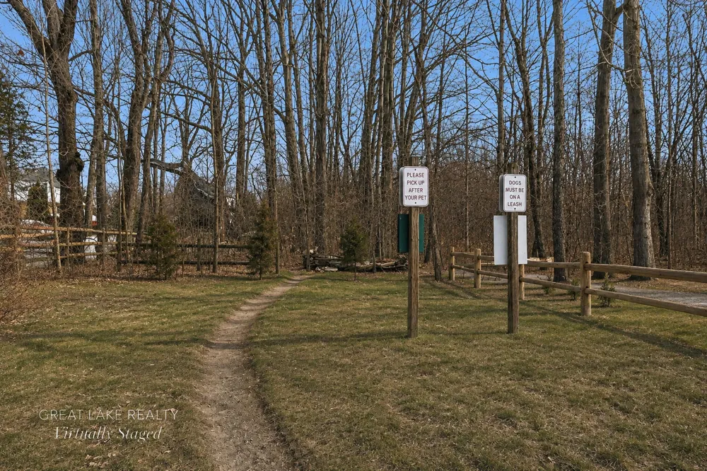561 Wittenberg Path St. Joseph, MI 49085