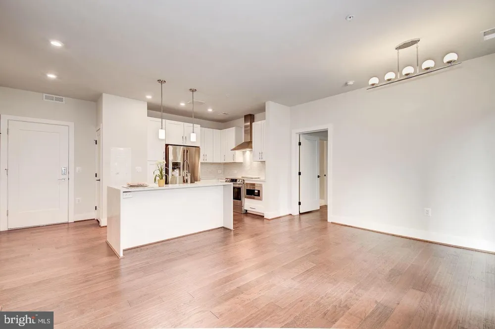 1411 KEY BOULEVARD #406 Arlington, VA 22209