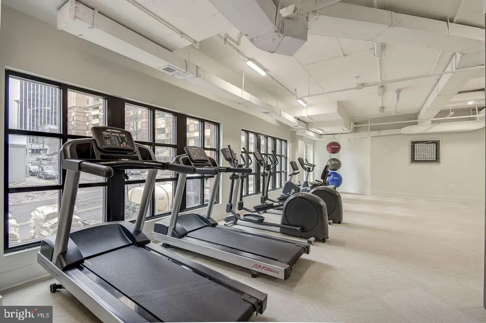 1411 KEY BOULEVARD #406 Arlington, VA 22209