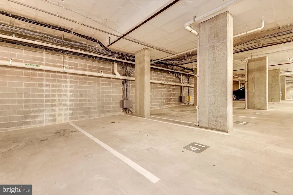 1411 KEY BOULEVARD #406 Arlington, VA 22209