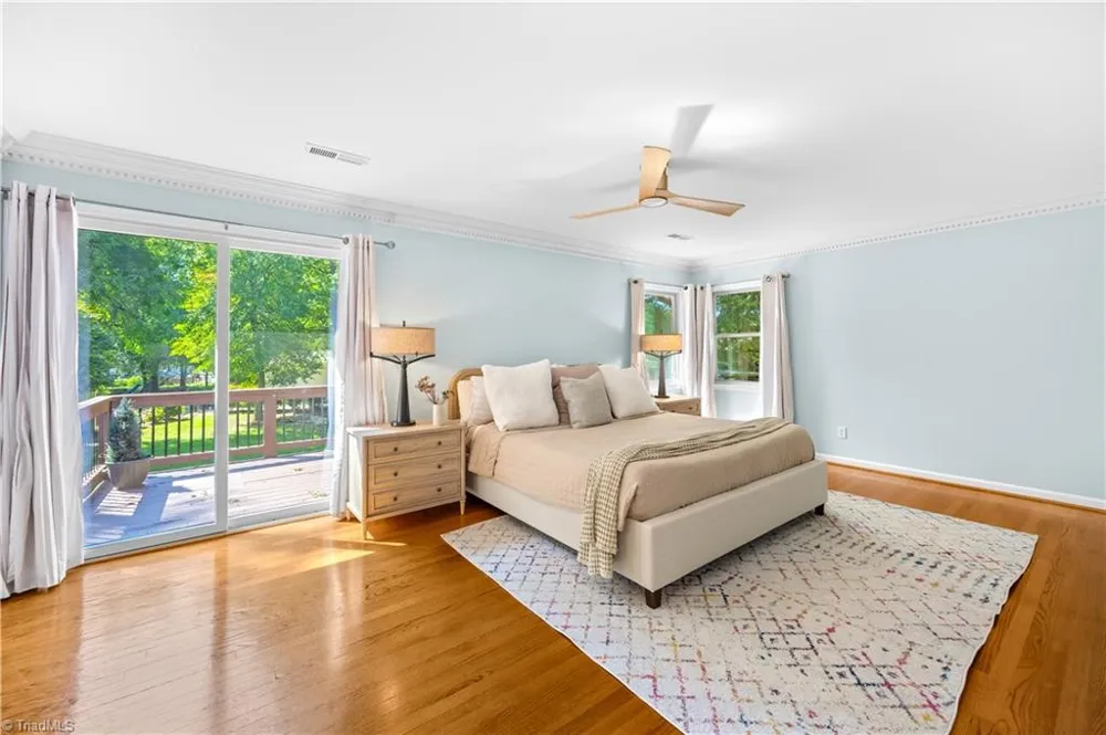 2438 Edgewood Avenue Burlington, NC 27215