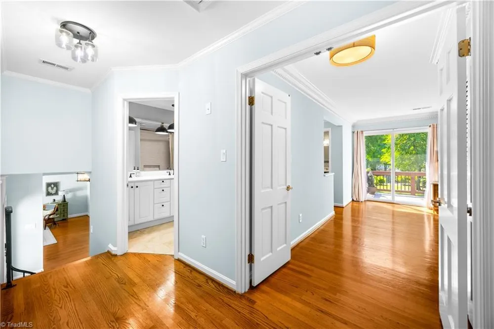 2438 Edgewood Avenue Burlington, NC 27215