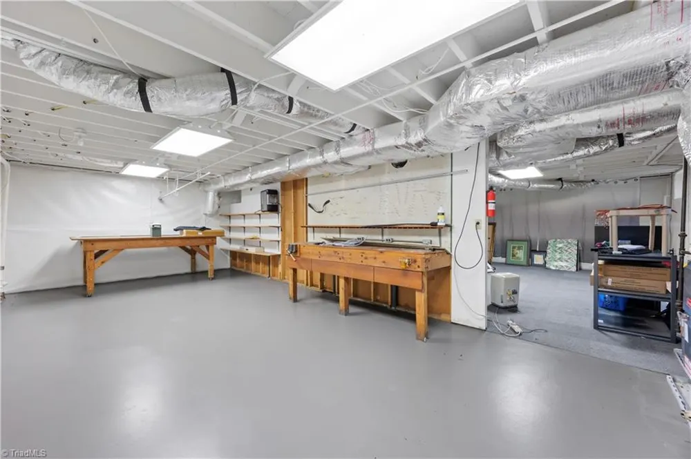 2438 Edgewood Avenue Burlington, NC 27215