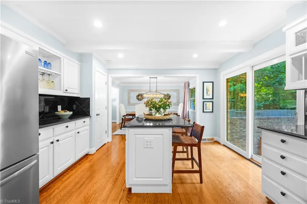 2438 Edgewood Avenue Burlington, NC 27215
