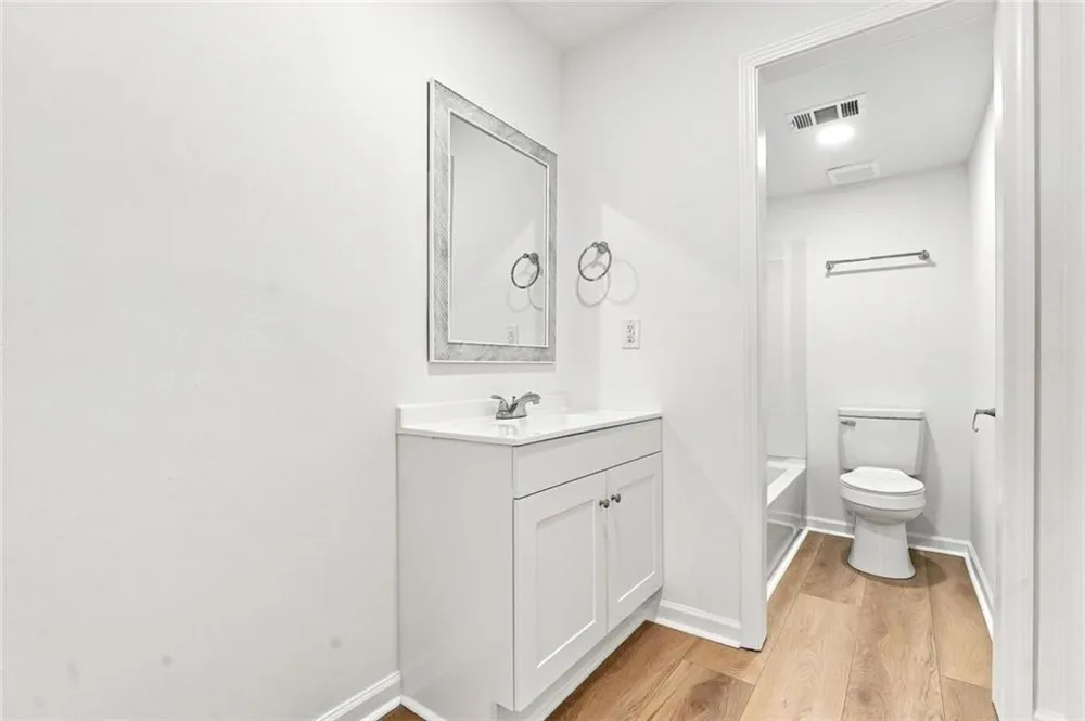 5095 Roswell Road #209 Sandy Springs, GA 30342