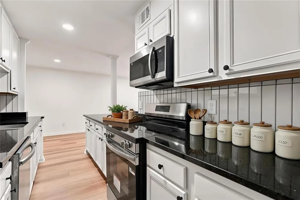 5095 Roswell Road #209 Sandy Springs, GA 30342
