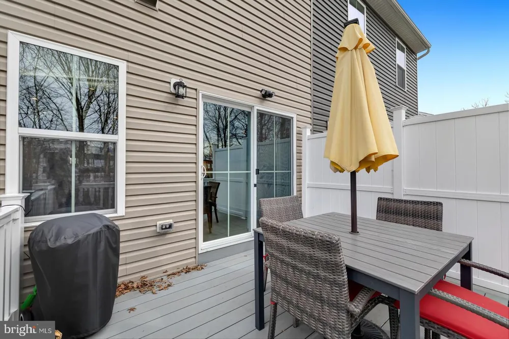 14 PRATT LANE Lawrence Township, NJ 08648