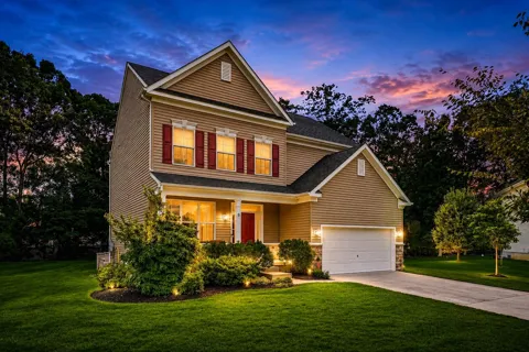9 MIMOSA COURT