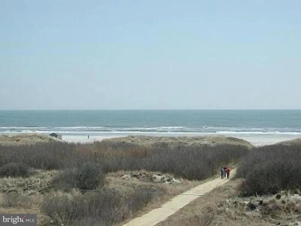 3901 OCEAN AVENUE #14 Brigantine, NJ 08203