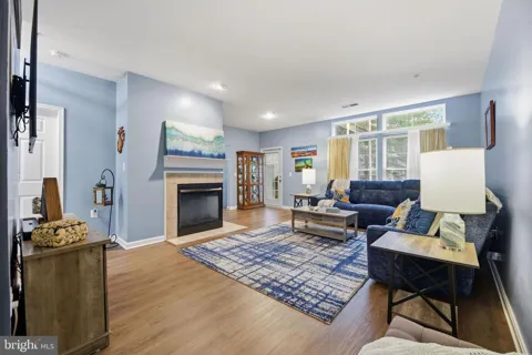 302 DRIFTWOOD LANE #302