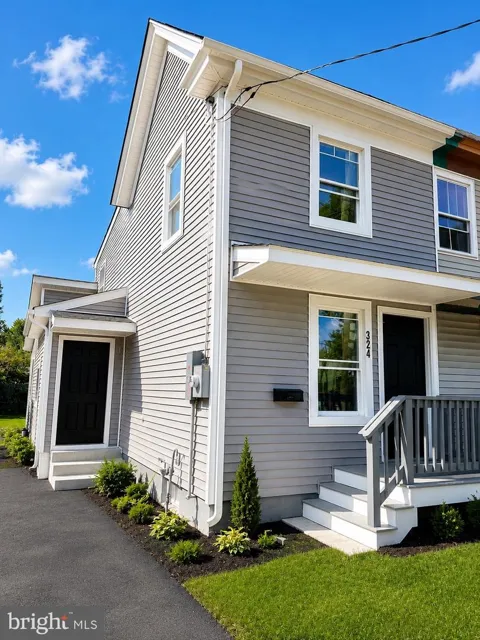 324 CEDAR STREET