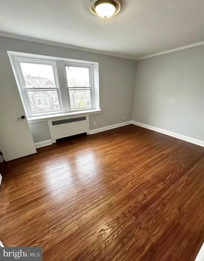 6939 LARGE STREET Philadelphia, PA 19149