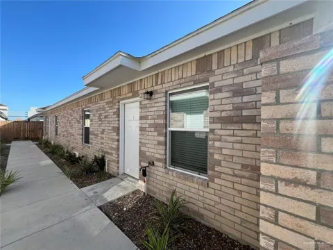 1004 W Kohala Avenue #3