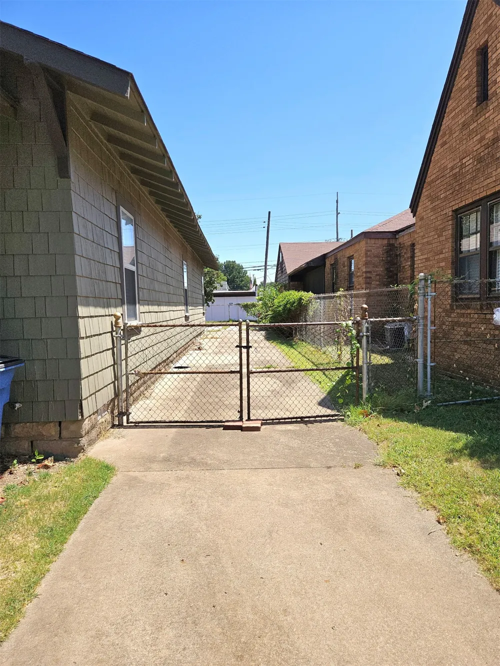 1411 S Gary Place Tulsa, OK 74104