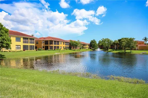 15811 Prentiss Pointe Circle #102