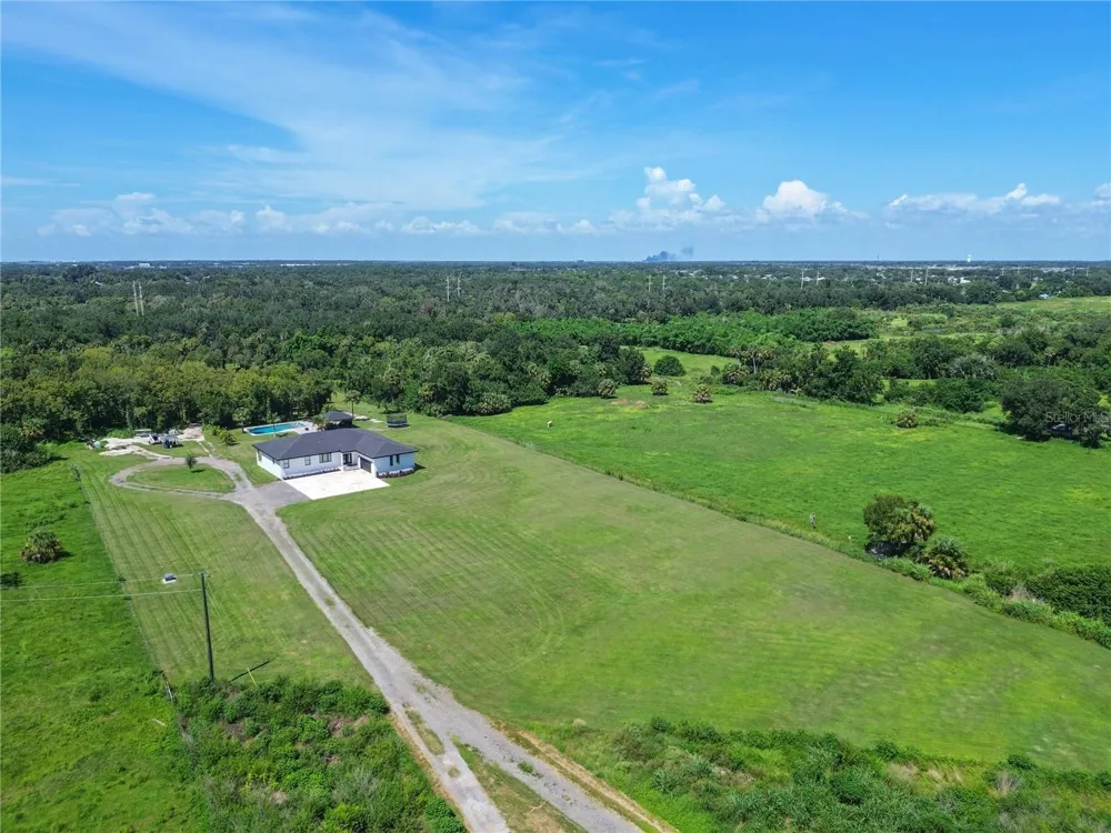 1810 37TH STREET E Palmetto, FL 34221