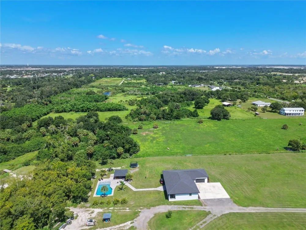 1810 37TH STREET E Palmetto, FL 34221