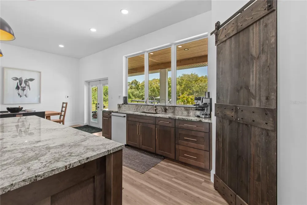 1810 37TH STREET E Palmetto, FL 34221