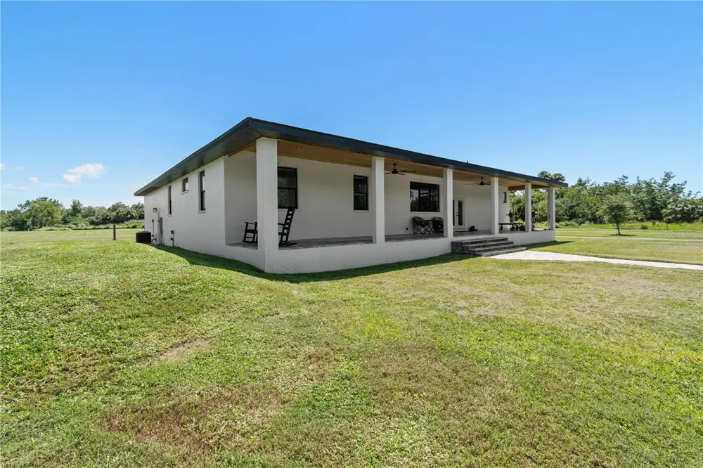 1810 37TH STREET E Palmetto, FL 34221