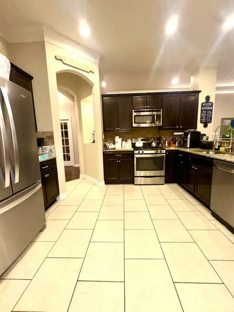 614 Bloomington Lane Bossier City, LA 71112