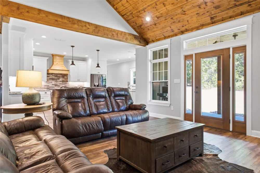2375 County Road 3080 Ben Franklin, TX 75415