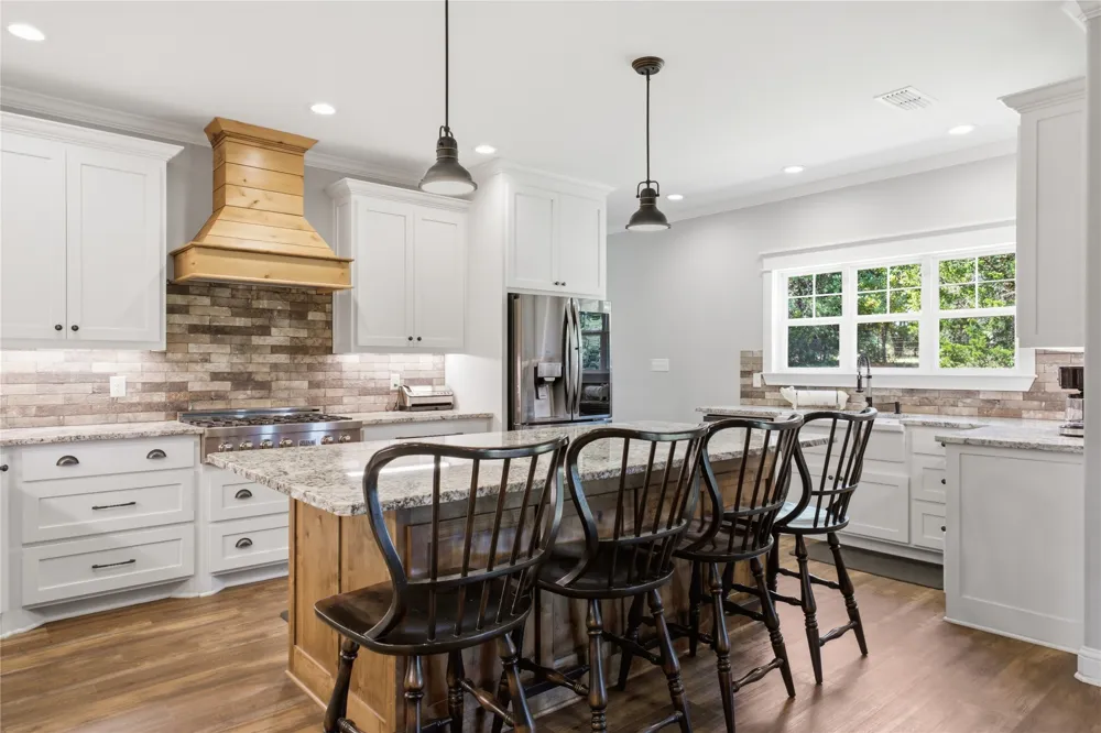 2375 County Road 3080 Ben Franklin, TX 75415