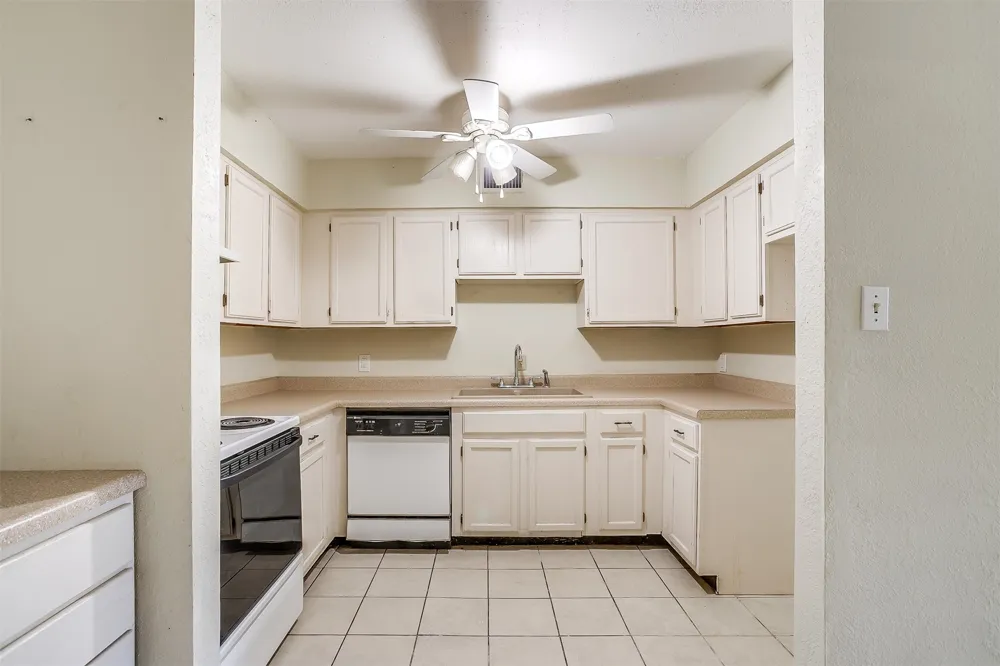 127 Allencrest Drive White Settlement, TX 76108