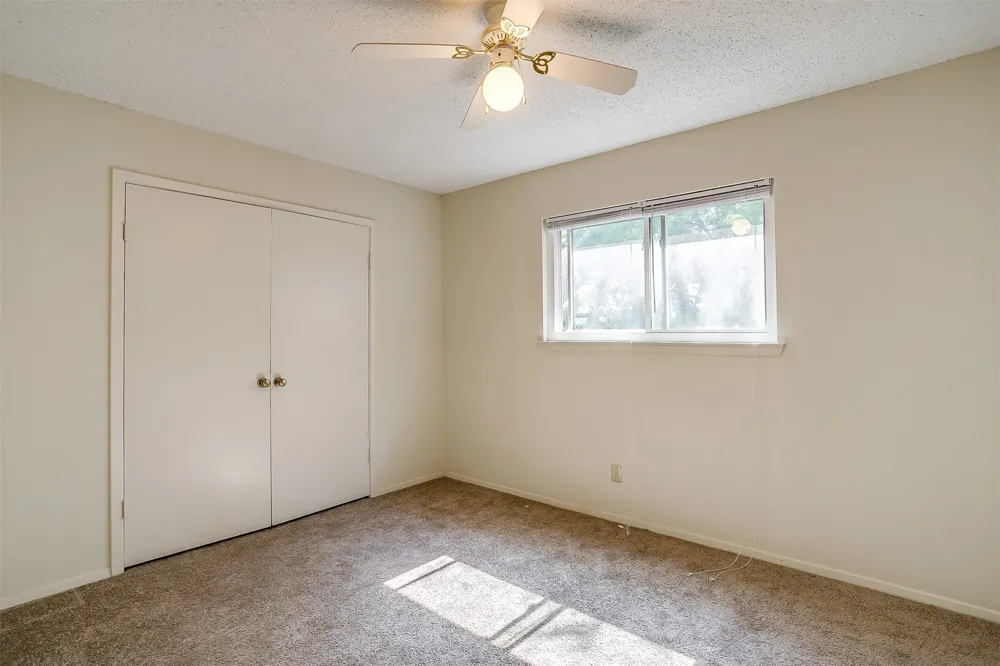 127 Allencrest Drive White Settlement, TX 76108