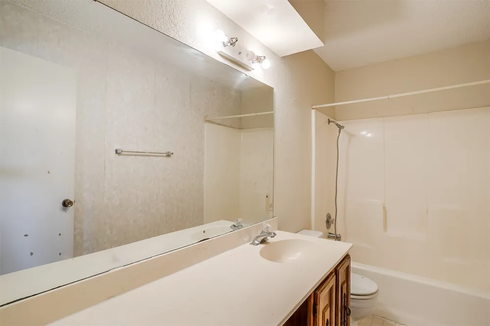 127 Allencrest Drive White Settlement, TX 76108