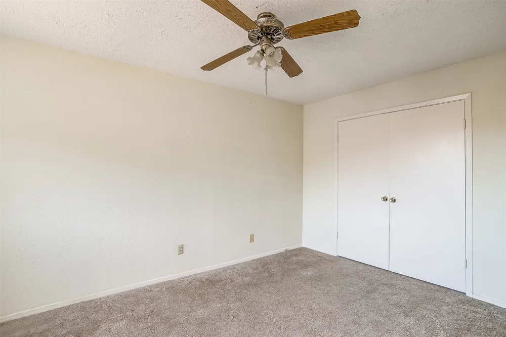127 Allencrest Drive White Settlement, TX 76108