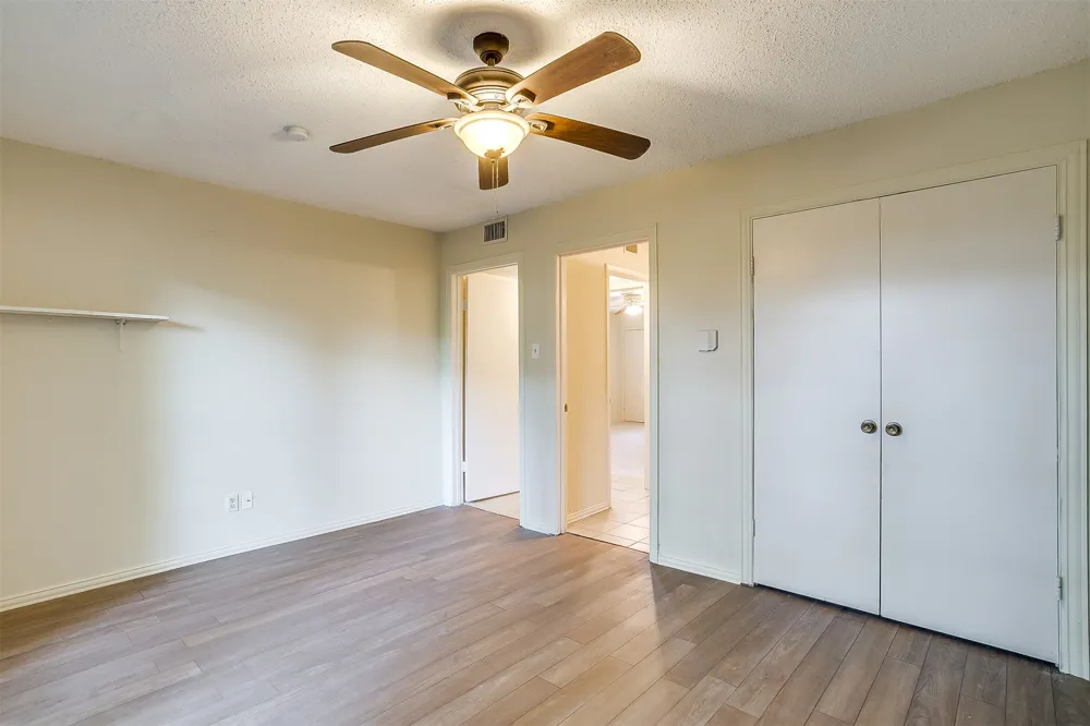 127 Allencrest Drive White Settlement, TX 76108
