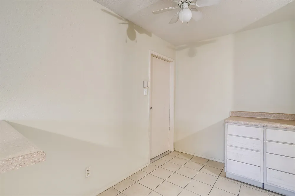127 Allencrest Drive White Settlement, TX 76108