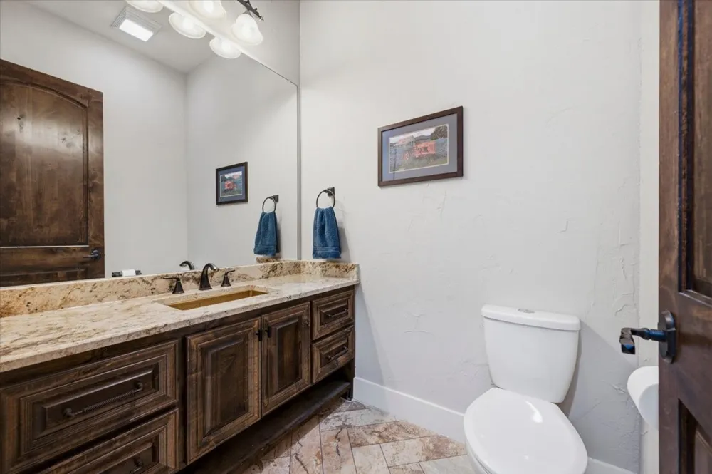 924 Indian Trail Oak Leaf, TX 75154