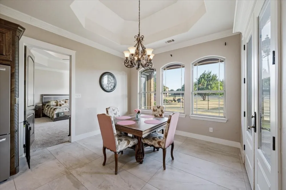 924 Indian Trail Oak Leaf, TX 75154