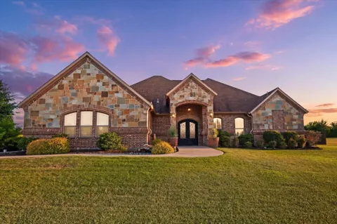 924 Indian Trail