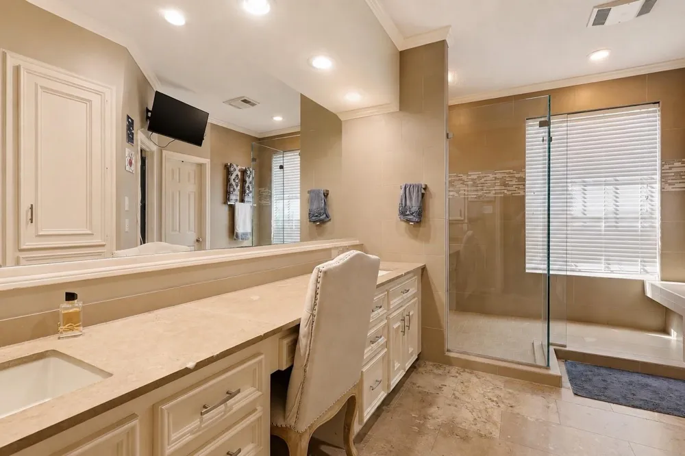 5834 Mountain View Drive Kingwood, TX 77345