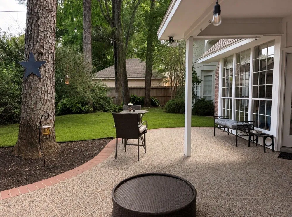 5834 Mountain View Drive Kingwood, TX 77345