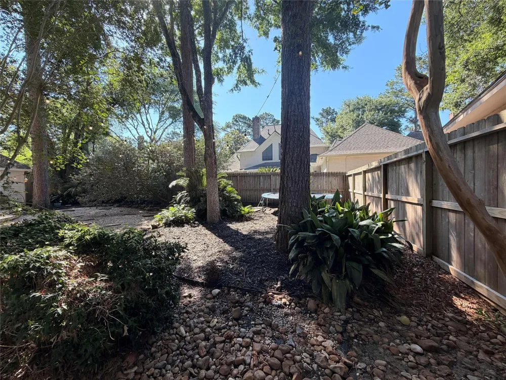 5834 Mountain View Drive Kingwood, TX 77345