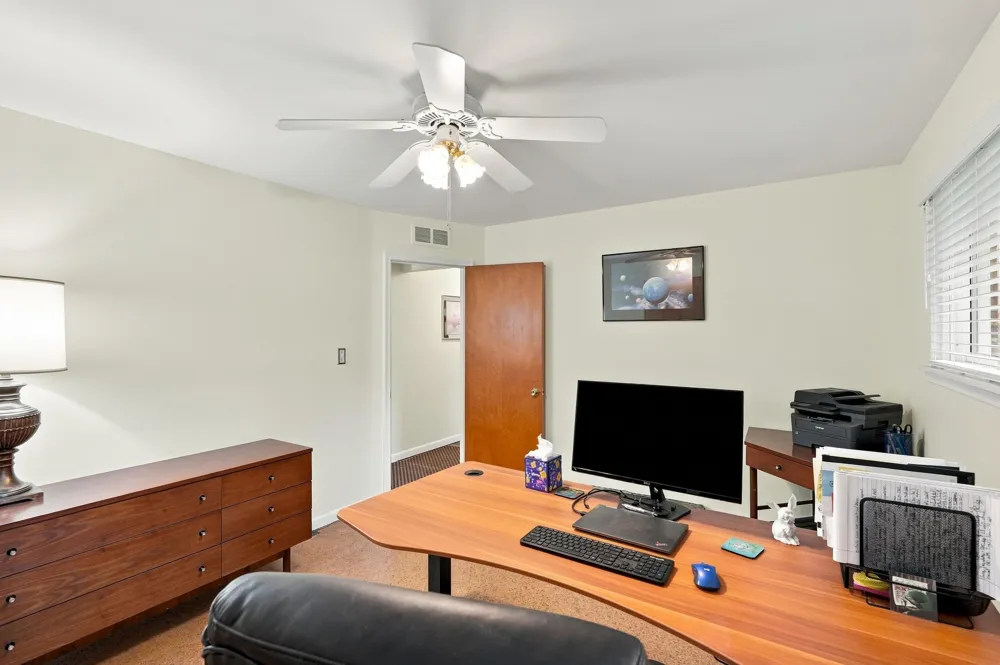 32460 Dunford Street Farmington Hills, MI 48334